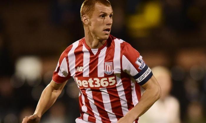 Stoke Midfielder Steve Sidwell在贷款上加入布莱顿